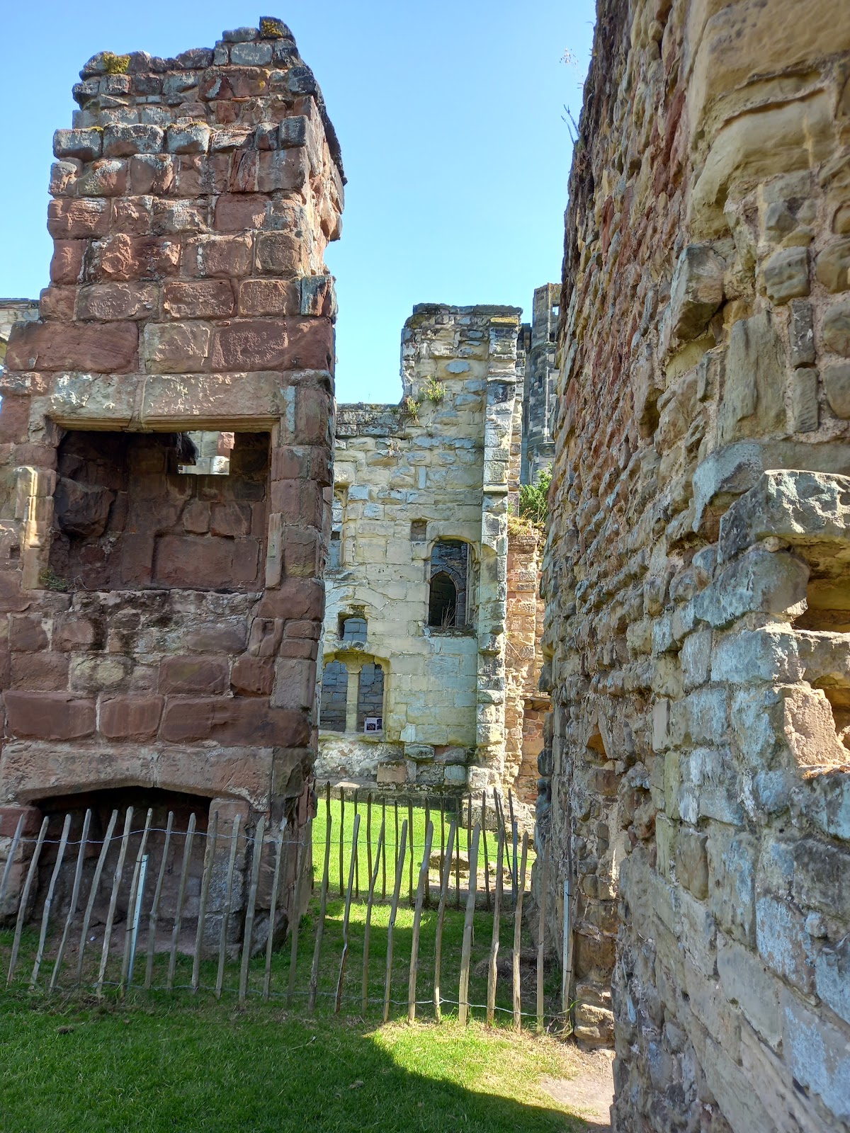 Ashby de la Zouch Castle, further view