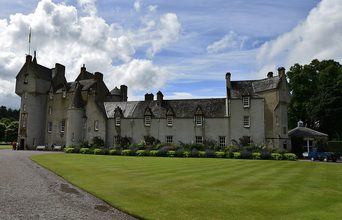 Ballindalloch Castle, Moray - second view