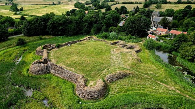 Bolingbroke Castle