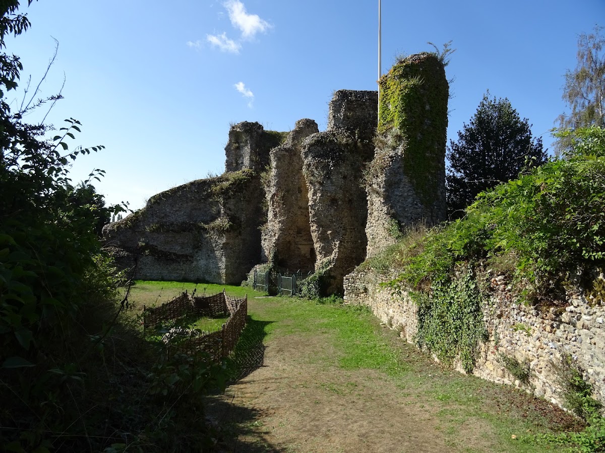 Bungay Castle, further view