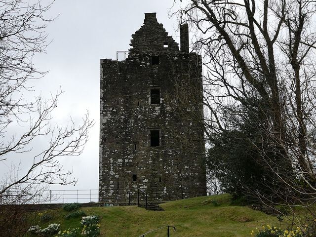 Cardoness Castle