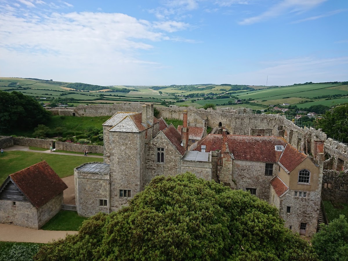 Carisbrooke Castle, further view