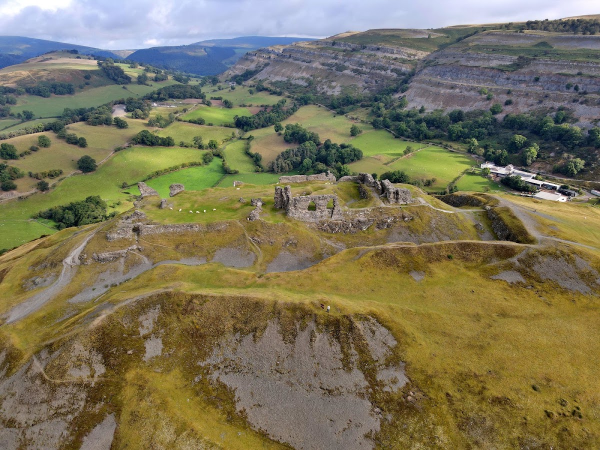 Castell Dinas Bran, further view