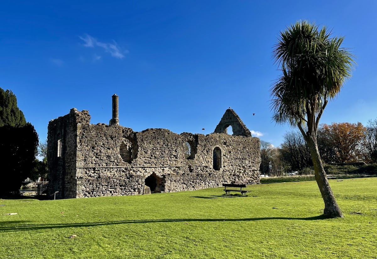 Christchurch Castle and Norman House