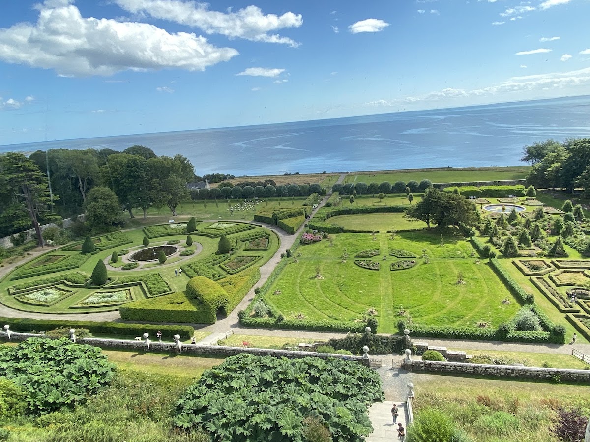Dunrobin Castle, further view