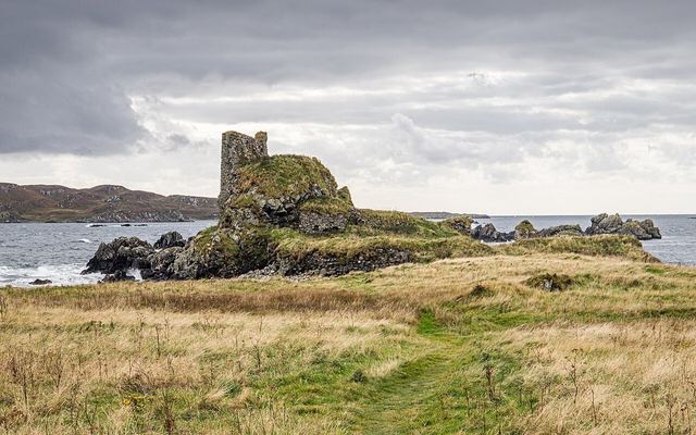 Dunyvaig Castle