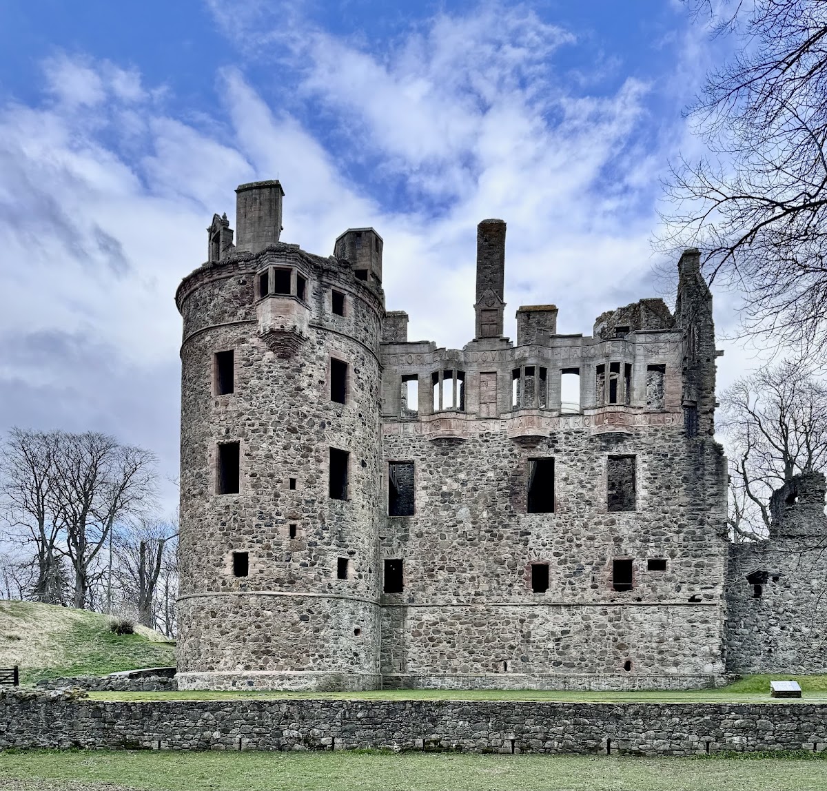 Huntly Castle, further view