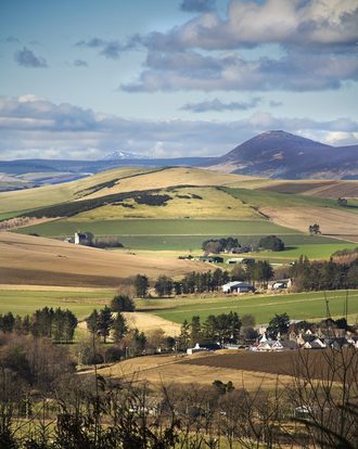 Leslie Castle, Aberdeenshire - second view