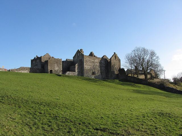 Old Beaupre Castle