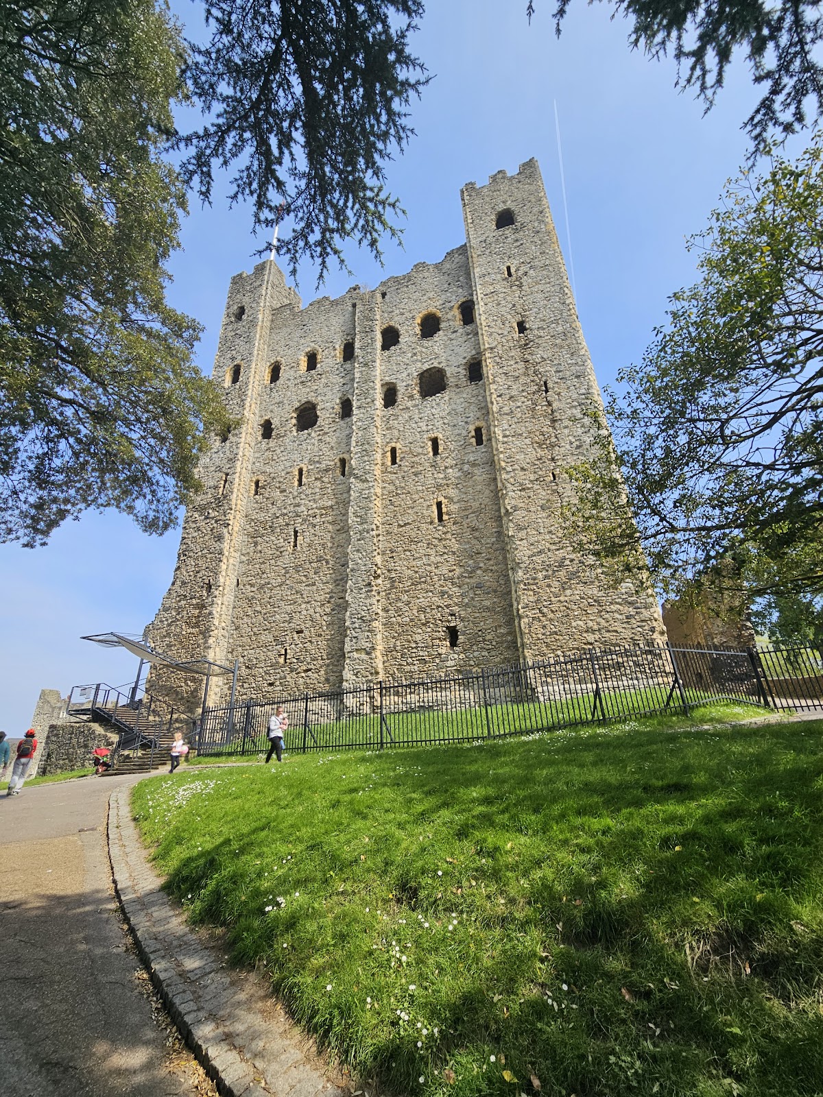 Rochester Castle, further view