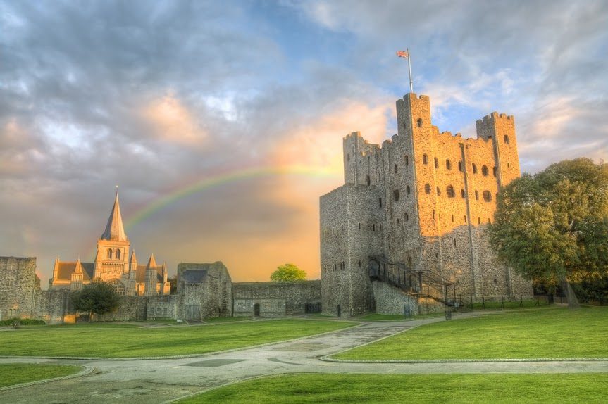 Rochester Castle, Kent - three square corners and one round one, rebuilt after the siege of 1215.