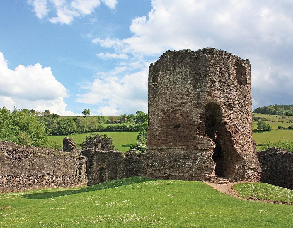 Skenfrith Castle, Monmouthshire