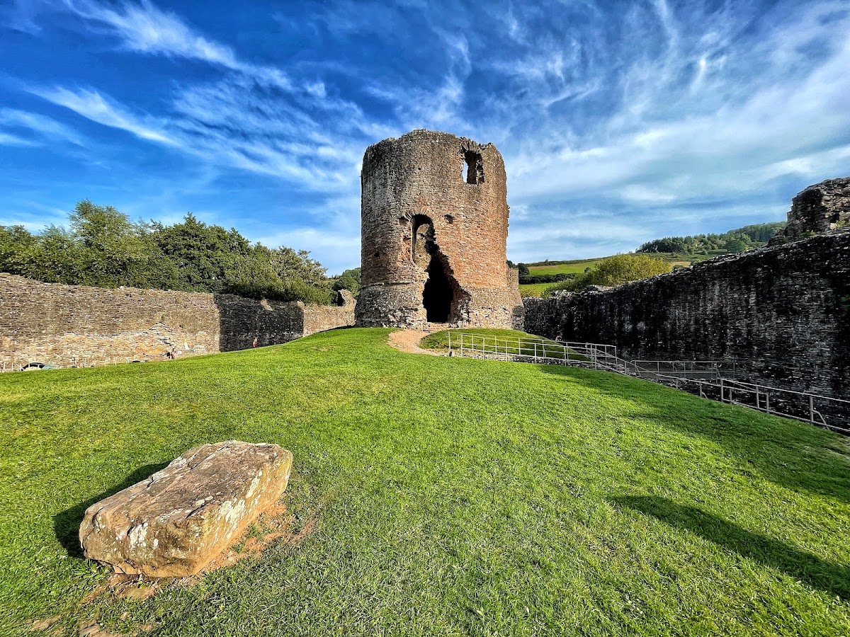 Skenfrith Castle